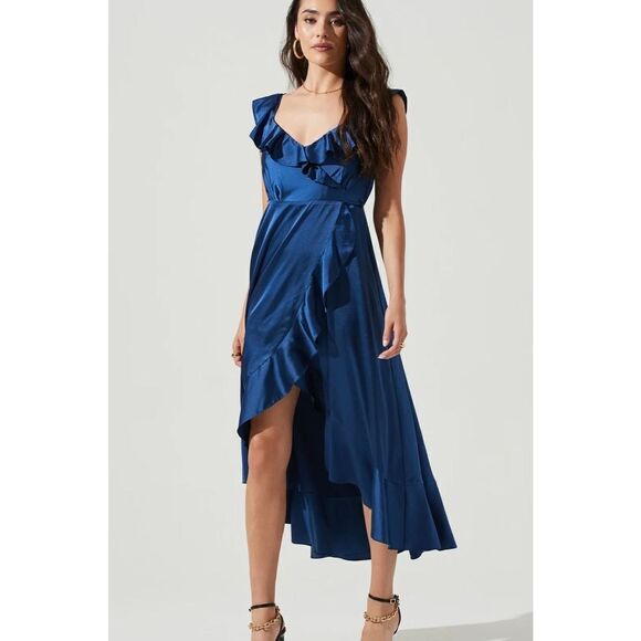 ASTR The Label Women's Wilshire Ruffle Open Back Midi Dress Navy Size Small NWT - Picture 11 of 11